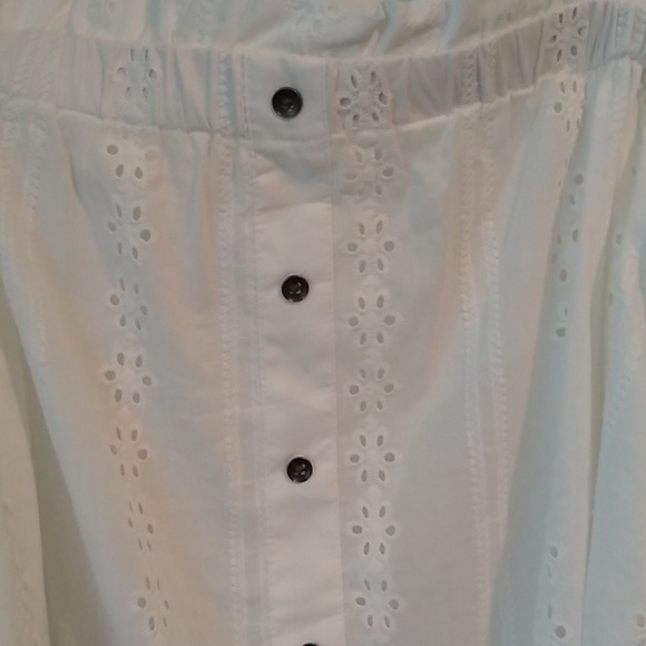 off shoulder white shirt by Lauren Conrad - Picture 2 of 4